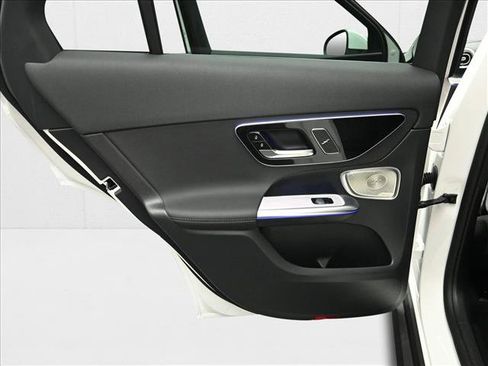 Certified 2025 Mercedes-Benz GLC 350e GLC 350e image 21