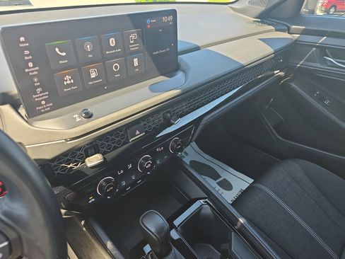Used 2023 Honda Accord Sport image 19