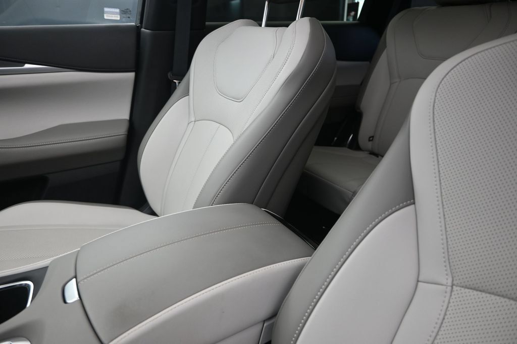 Certified 2026 INFINITI QX60 Pure w/ Cargo Package FWD image 14