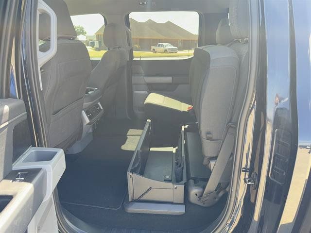 Used 2023 Ford F250 XLT w/ XLT Premium Package AWD/4WD image 11