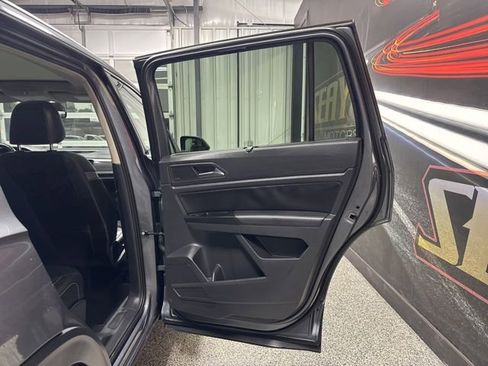 Used 2021 Volkswagen Atlas SEL Premium AWD/4WD image 23
