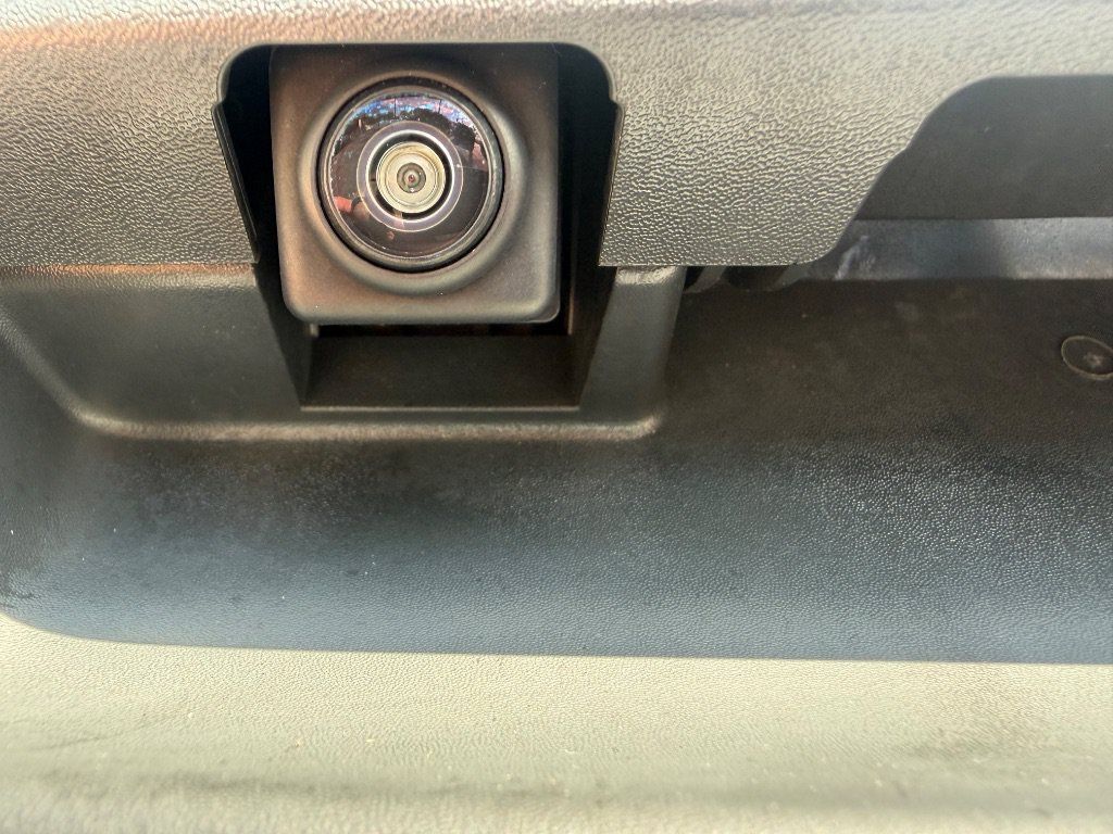 Used 2021 Nissan Frontier S AWD/4WD image 33