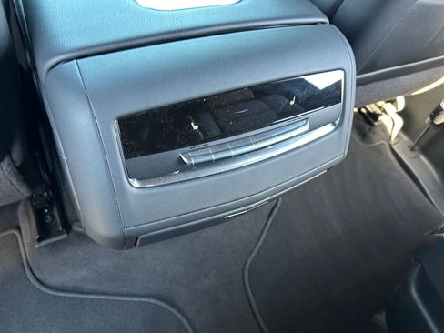 Used 2024 Cadillac Escalade ESV Premium Luxury image 44