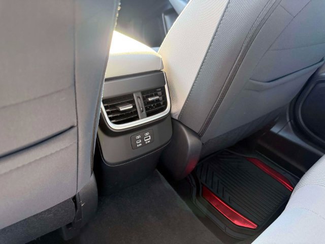 Used 2023 Subaru Legacy Premium AWD/4WD image 13