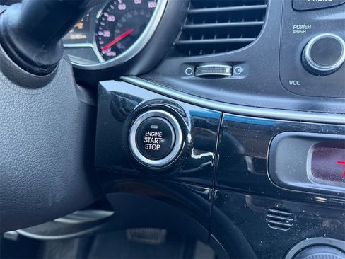 Used 2016 Kia Optima Hybrid image 24