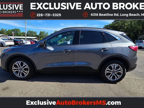 Used 2022 Ford Escape SEL image 2