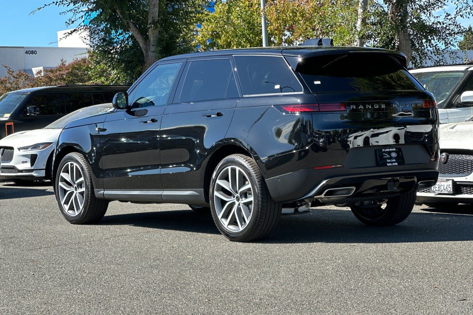 New 2027 Land Rover Range Rover Sport SE AWD/4WD image 3
