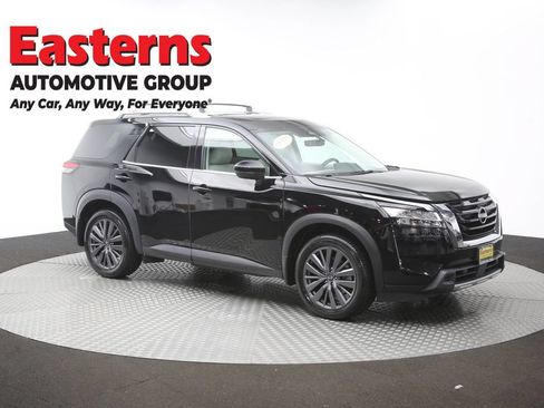 Used 2023 Nissan Pathfinder SL w/ SL Premium Package AWD/4WD image 51