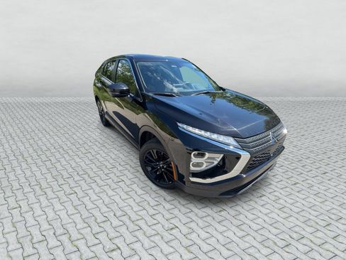 Used 2024 Mitsubishi Eclipse Cross LE AWD/4WD image 2