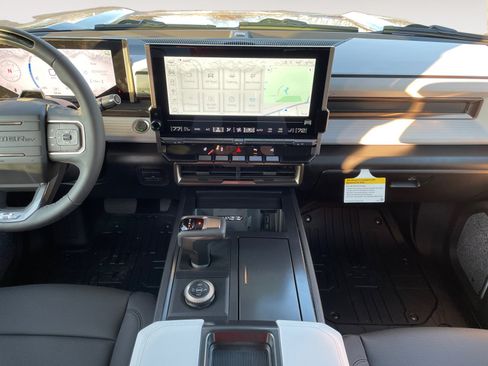 New 2025 GMC Hummer EV 2X AWD/4WD image 11