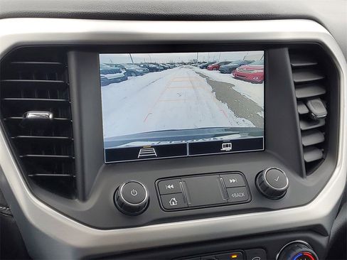 Used 2022 GMC Acadia SLE w/ Driver Convenience Package image 26