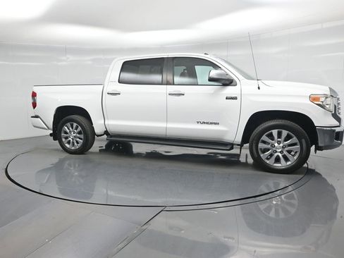 Used 2015 Toyota Tundra Limited w/ Limited Premium Package AWD/4WD image 26