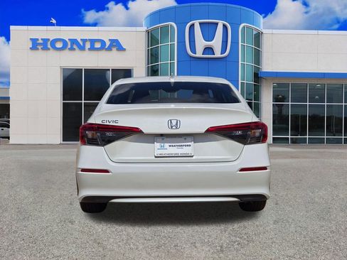 Used 2024 Honda Civic LX image 4