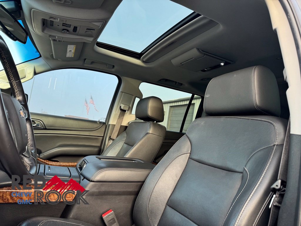 Used 2018 Chevrolet Suburban Premier AWD/4WD image 27
