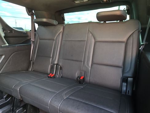 Used 2021 Chevrolet Tahoe LT RWD image 14