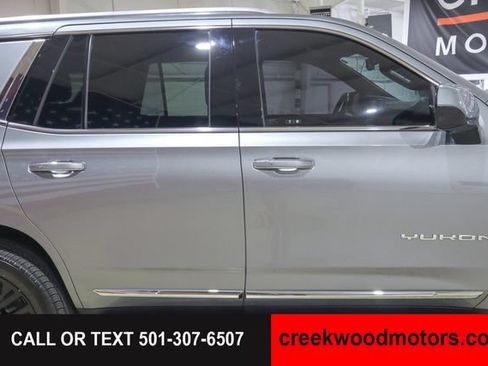 Used 2023 GMC Yukon SLT AWD/4WD image 21
