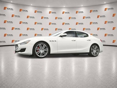 Used 2019 Maserati Ghibli S Q4 AWD/4WD image 41