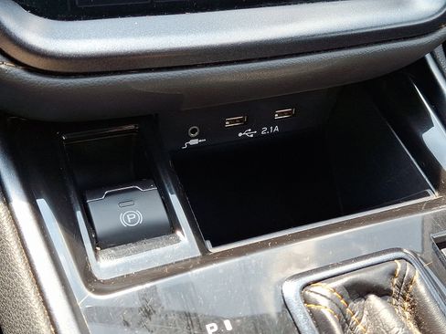 Used 2022 Subaru Outback Wilderness AWD/4WD image 25