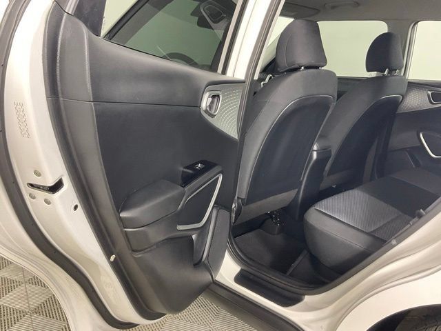 Used 2022 Kia Soul LX w/ Technology Package FWD image 14