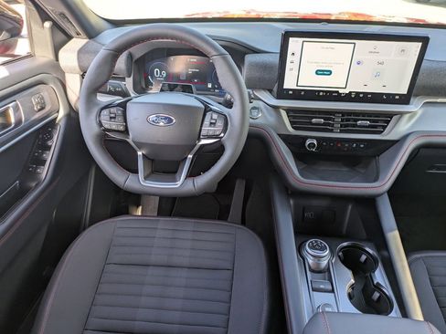New 2026 Ford Explorer ST-Line w/ ST-Line Street Pack image 20