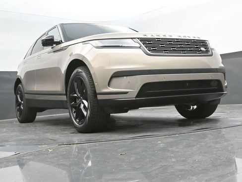 New 2026 Land Rover Range Rover Velar S image 28