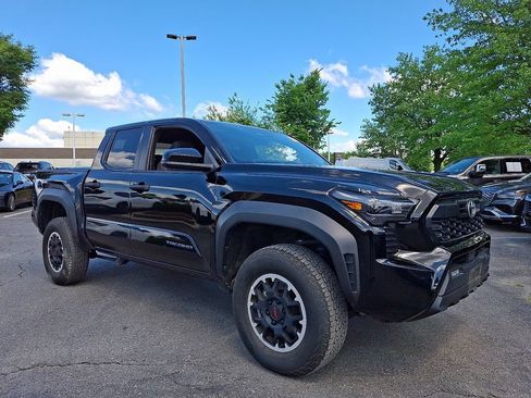Used 2024 Toyota Tacoma 4x4 Double Cab image 1