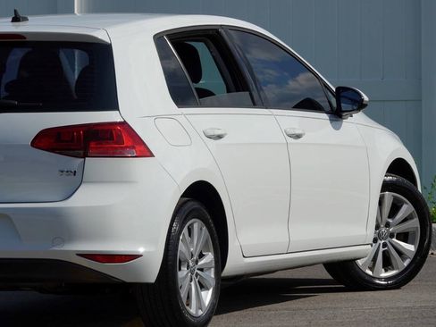 Used 2015 Volkswagen Golf TDI S FWD image 27