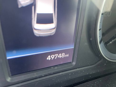Used 2019 Hyundai Sonata Limited w/ Ultimate Package 04 FWD image 3