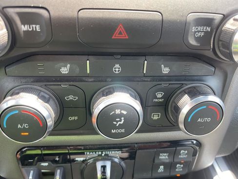 Used 2021 RAM 1500 Big Horn AWD/4WD image 33