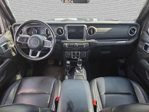 Used 2021 Jeep Wrangler Unlimited Sahara AWD/4WD image 10