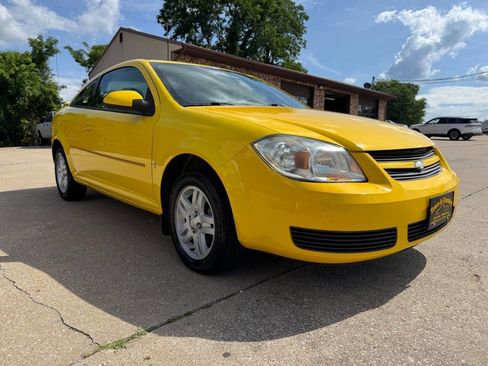Used 2007 Chevrolet Cobalt LT w/ Street Edition Package FWD image 3