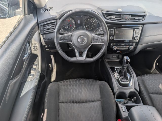 Used 2020 Nissan Rogue SV FWD image 8