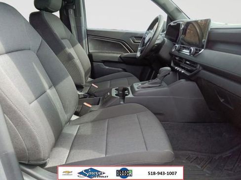 Used 2024 Chevrolet Colorado W/T RWD image 16