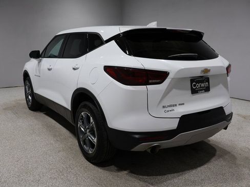 Used 2025 Chevrolet Blazer LT image 4