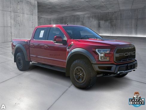 Used 2018 Ford F150 Raptor w/ Equipment Group 802A Luxury image 9