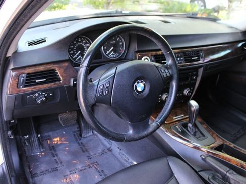Used 2007 BMW 328i Sedan RWD image 9