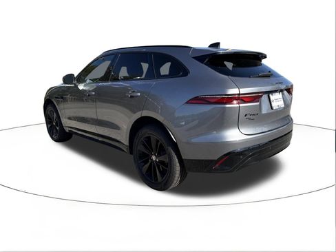 Used 2022 Jaguar F-PACE S image 5