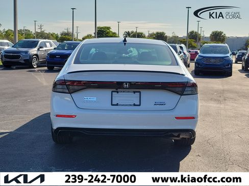 Used 2025 Honda Accord Sport image 5