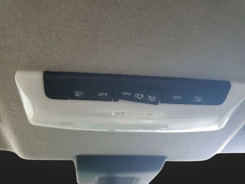 New 2025 Nissan Kicks Play S image 23