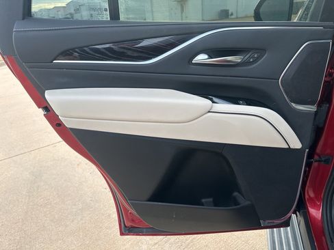 Used 2021 Cadillac Escalade Sport w/ Driver Assist Tech Package image 31