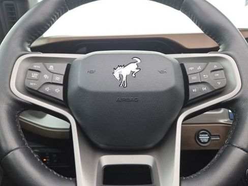 Used 2022 Ford Bronco Outer Banks image 36