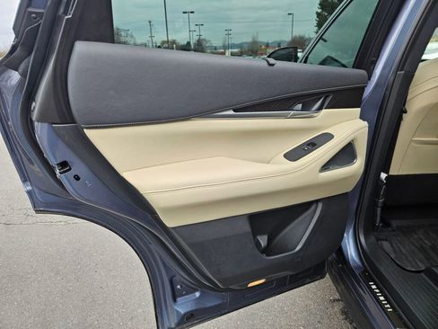 Used 2023 INFINITI QX60 Sensory w/ Vision Package image 20