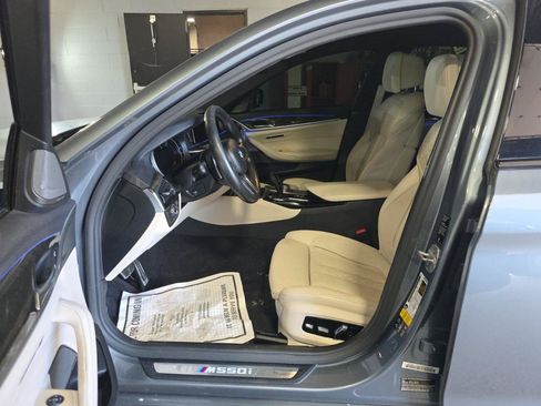 Used 2019 BMW M550i xDrive w/ Premium Package 2 AWD/4WD image 9