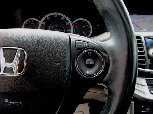 Used 2013 Honda Accord EX-L image 18