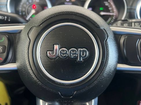 Used 2023 Jeep Wrangler Unlimited Rubicon 4xe AWD/4WD image 64