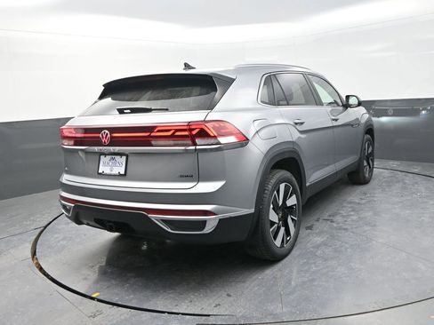 New 2026 Volkswagen Atlas Cross Sport SEL AWD/4WD image 10