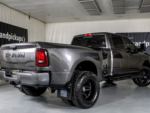 Used 2025 RAM 3500 Tradesman AWD/4WD image 9