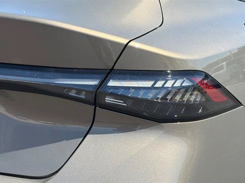 New 2027 Nissan Sentra SL w/ Floor Mat Package FWD image 31