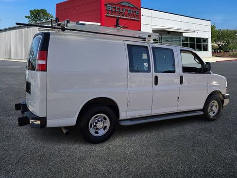 Used 2020 Chevrolet Express 2500 w/ Driver Convenience Package image 5