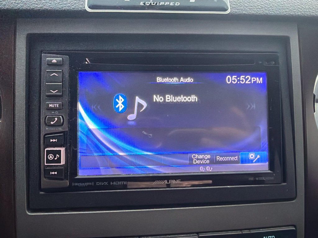 Used 2011 Ford F250 Lariat w/ Lariat Interior Pkg AWD/4WD image 15